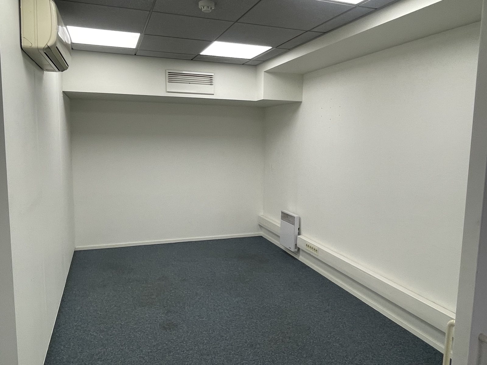 12 Ahtri, 0 , 40 Rooms Rooms,0,Büroopind,Rent,Ahtri ,4,1084