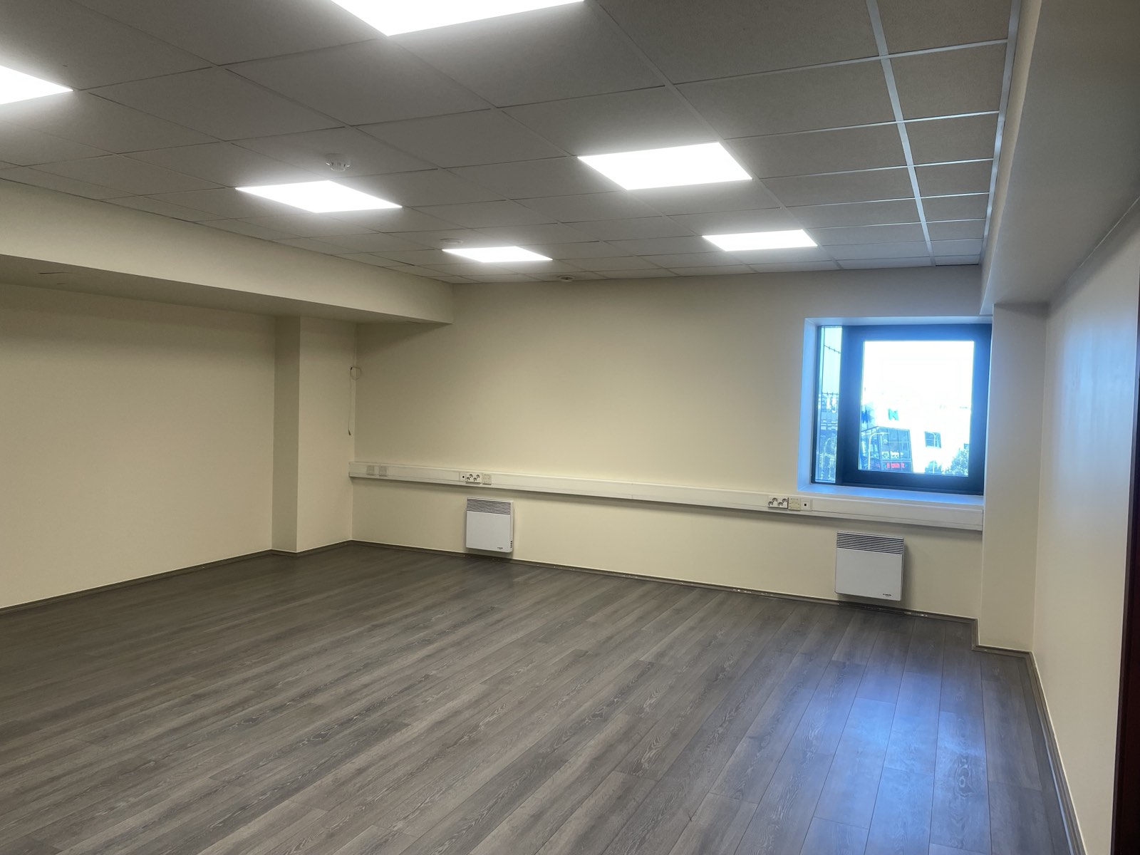 12 Ahtri tn, 0 , 2 Rooms Rooms,0,Büroopind,Rent,Ahtri tn,5,1086