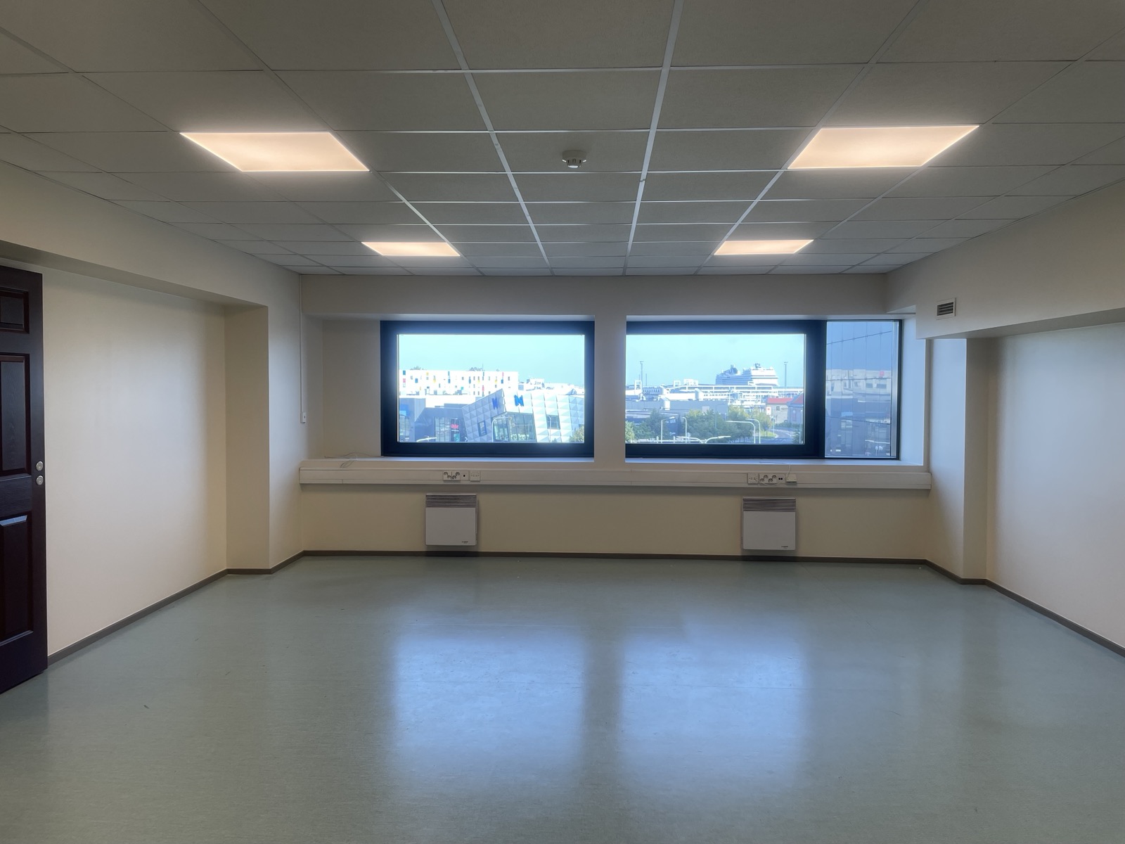 12 Ahtri tn, 0 , 2 Rooms Rooms,0,Büroopind,Rent,Ahtri tn,5,1086
