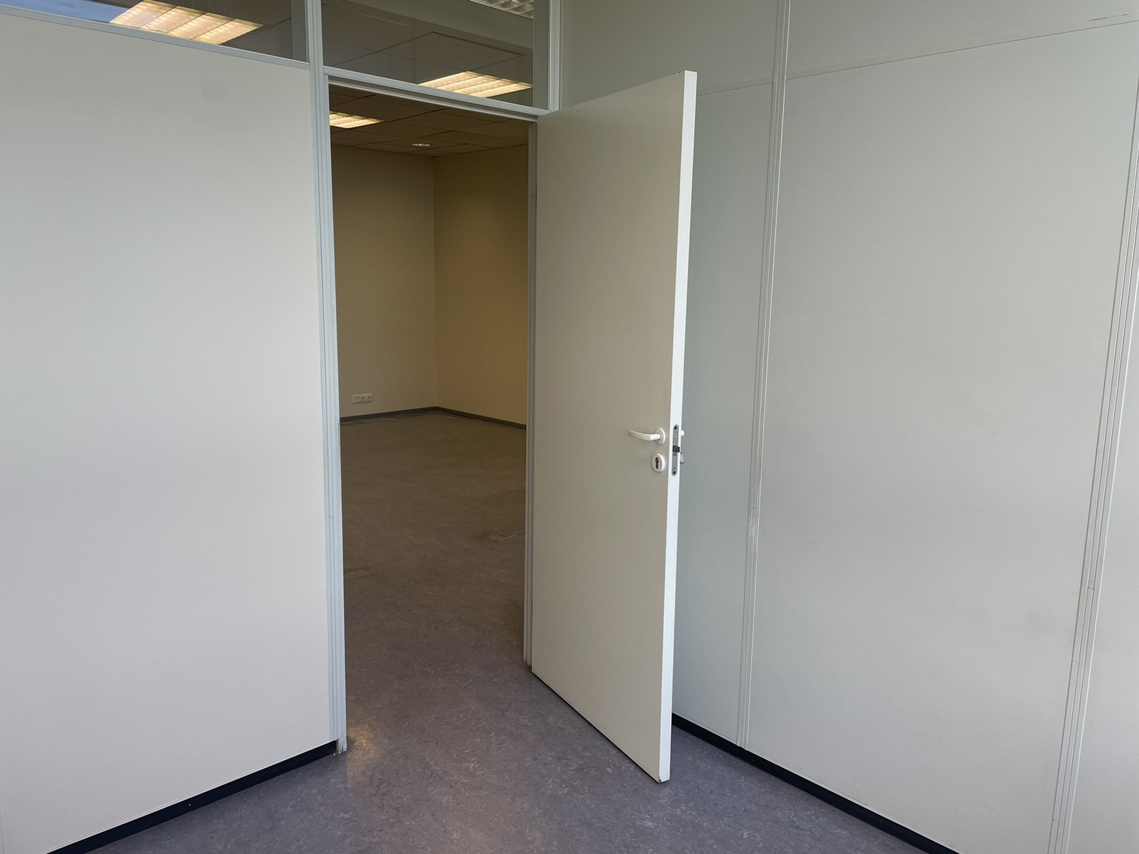 9 Jõe tn, 0 , 2 Rooms Rooms,0,Büroopind,Rent,Jõe tn,8,1088