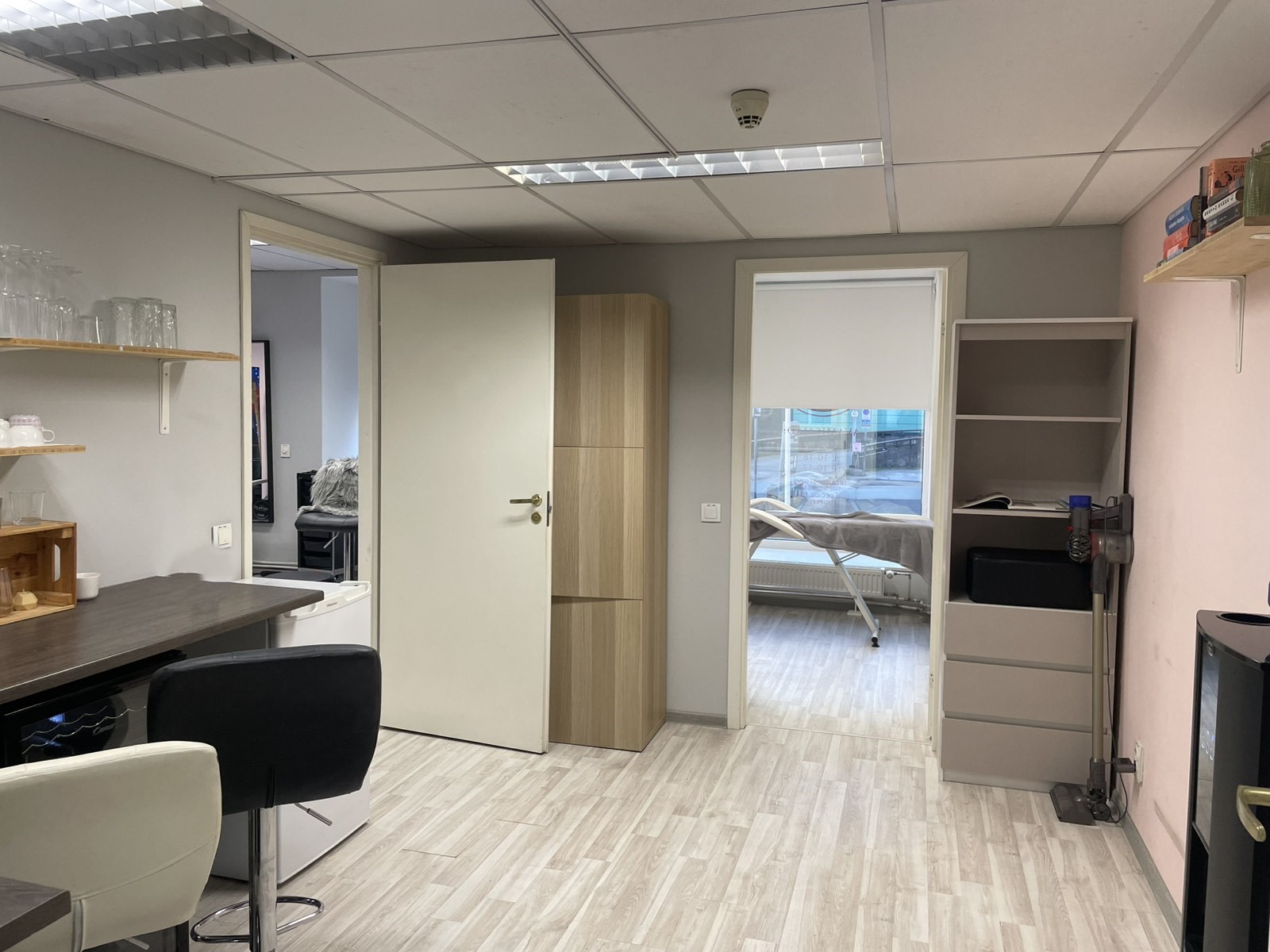 4 Parda, 0 , 5 Rooms Rooms,0,Büroopind,Rent,Parda,1,1091