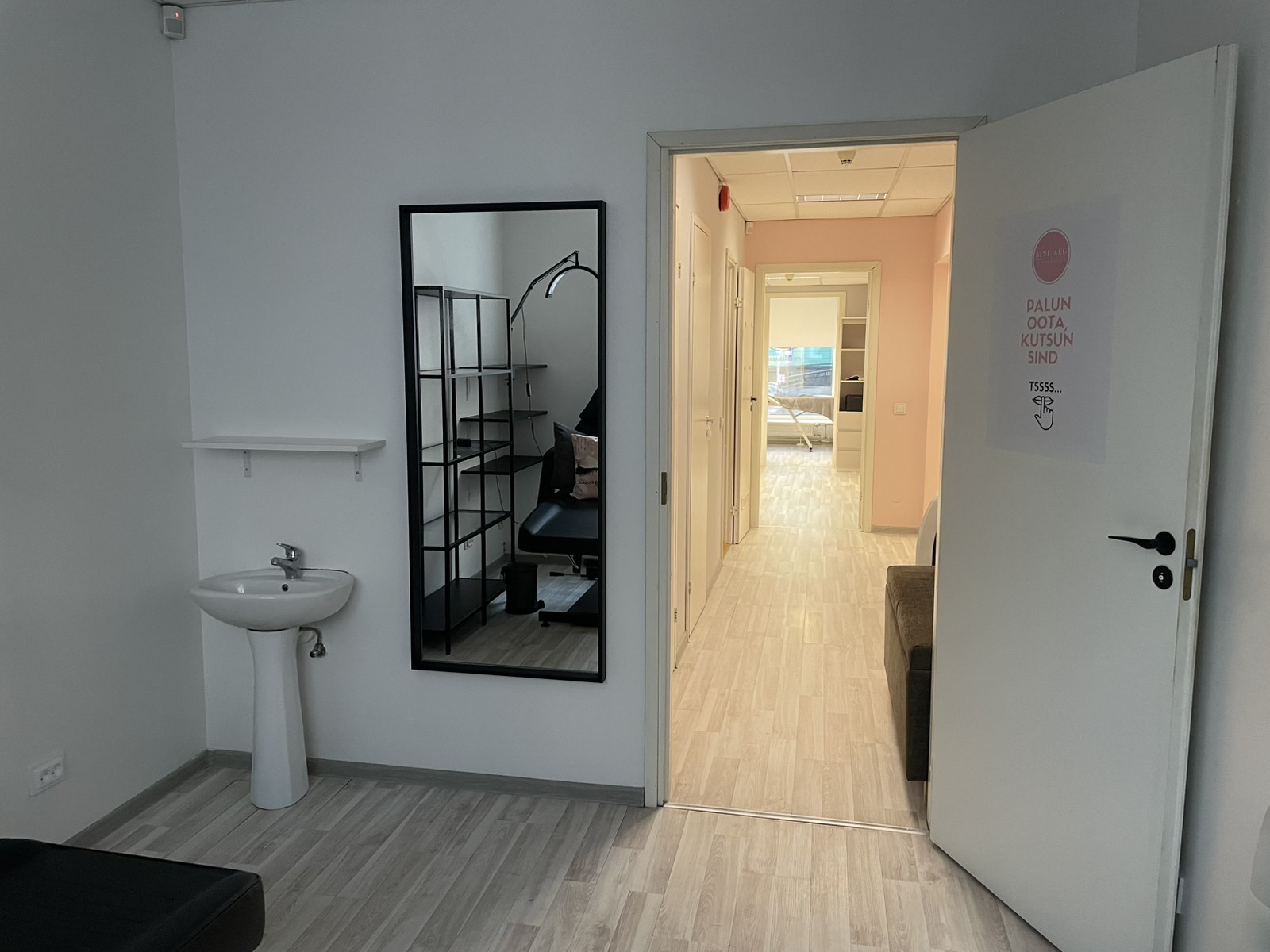 4 Parda, 0 , 5 Rooms Rooms,0,Büroopind,Rent,Parda,1,1091