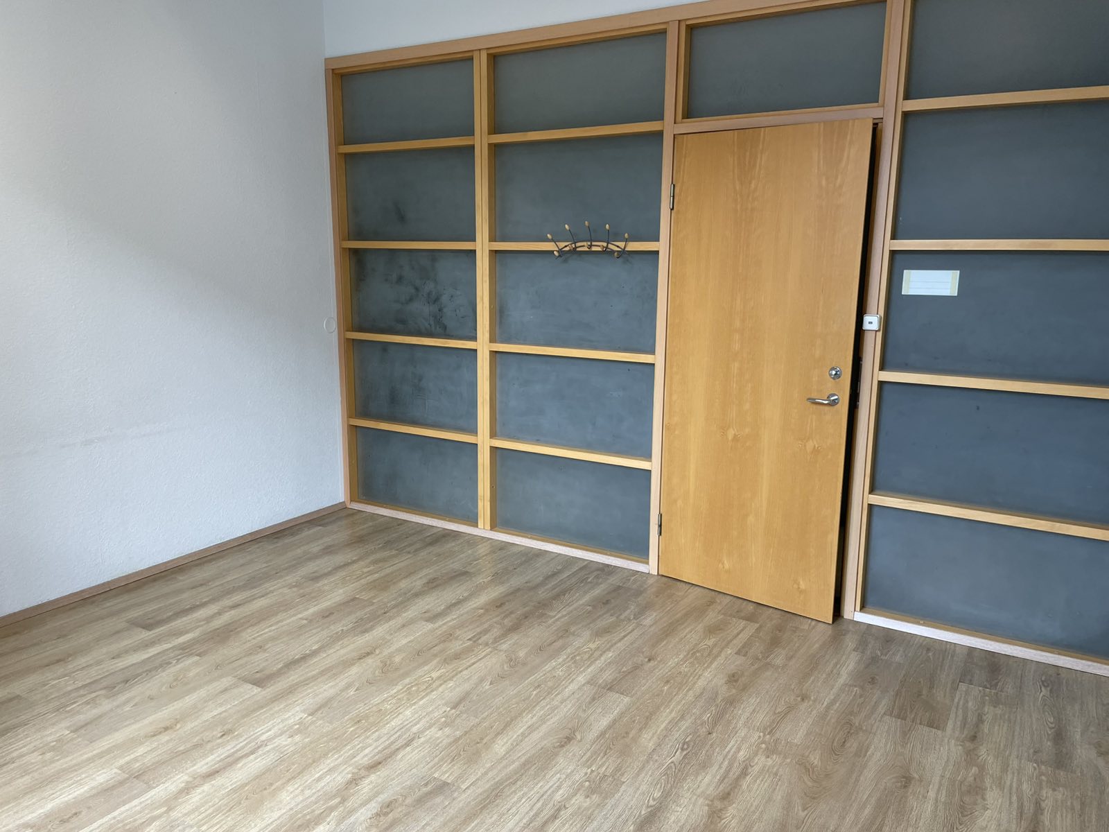 3 Parda, 0 , 1 Room Rooms,0,Büroopind,Rent,Parda ,2,1111