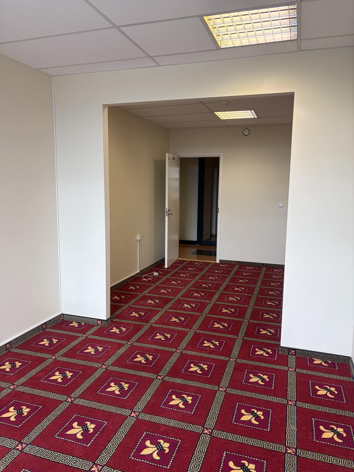 8 Ahtri, 0 , 1 Room Rooms,0,Büroopind,Rent,Ahtri ,5,1131 8 Ahtri, 0 , 1 Room Rooms,0,Büroopind,Rent,Ahtri ,5,1131